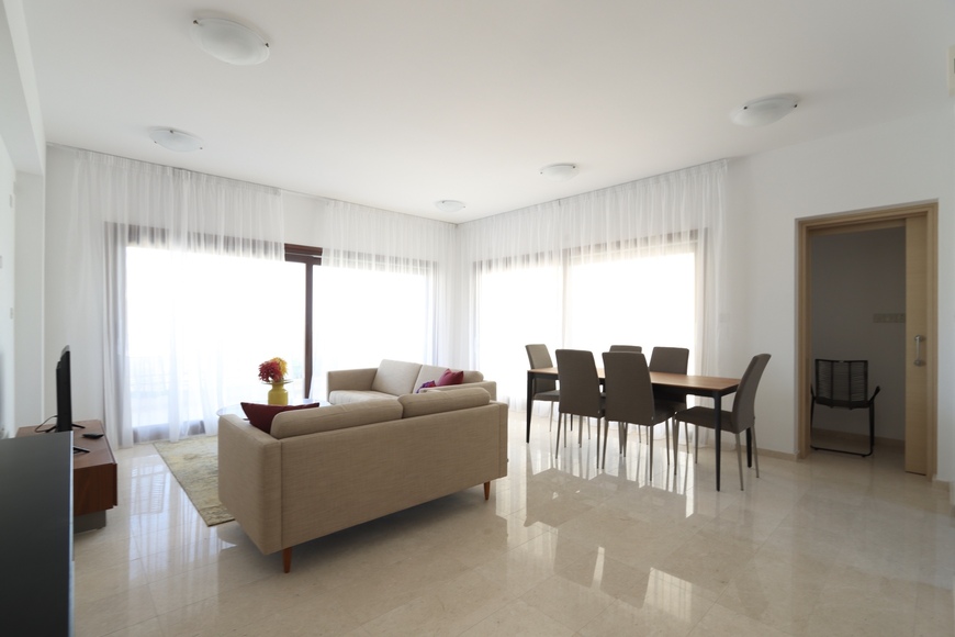 Cyprus beautiful apartment in a golf resort