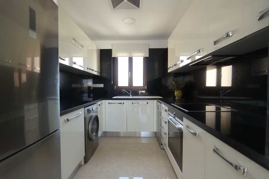 Cyprus beautiful apartment in a golf resort