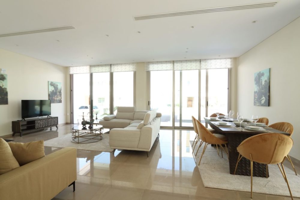 Luxury villa in Paphos €1,050,000