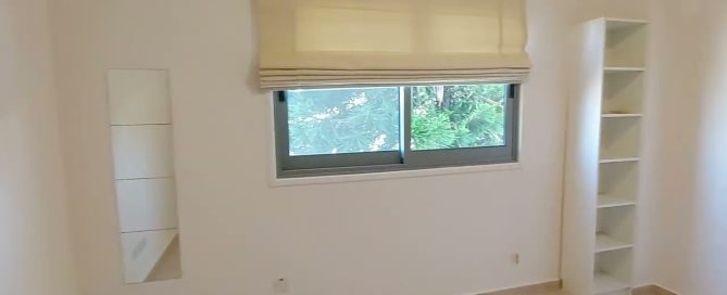 for-rent-bright-spacious-semi-furnished-and-well-maintained-2-bed-apartment-in-egkomi